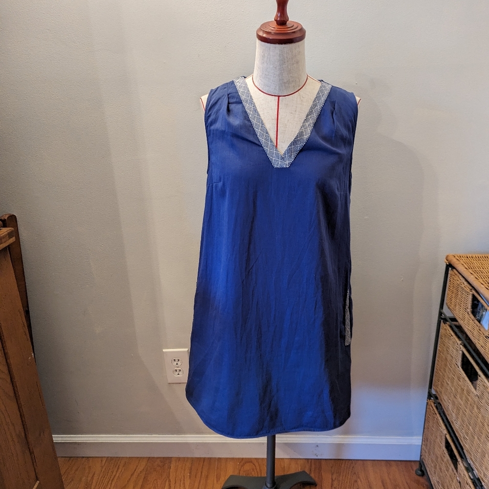 Laurence Tavernier Paris Nightgown Size Small Sleeveless Blue V-Neck